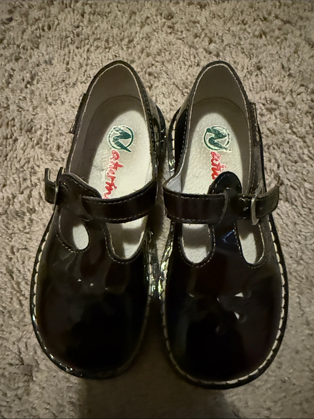 Naturino euro 26/US 9.5 Child's choc Ben Patent Mary Jane Shoes